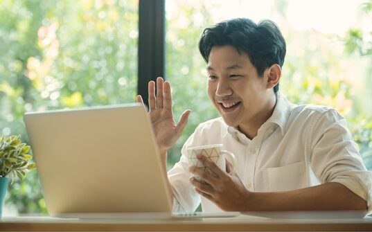 Psilocybin-Assisted Coaching vs Traditional Coaching